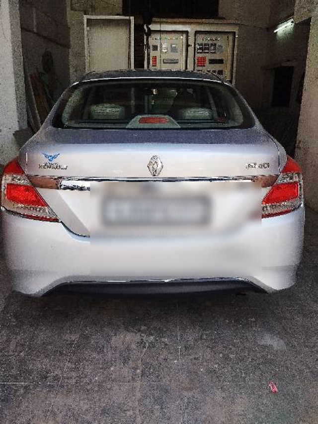 Second-hand 2013 Renault Scala Diesel RxE for sale in Vadodara-7