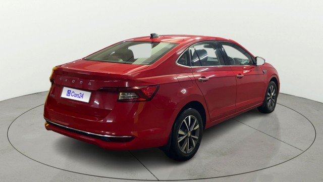 Skoda Slavia 1.0 TSI Style AT BSVI Second-hand 2022 Skoda Slavia 1.0 TSI Style AT BSVI for sale in Surat-14