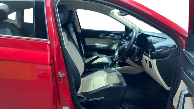 Skoda Slavia 1.0 TSI Style AT BSVI Second-hand 2022 Skoda Slavia 1.0 TSI Style AT BSVI for sale in Surat-26