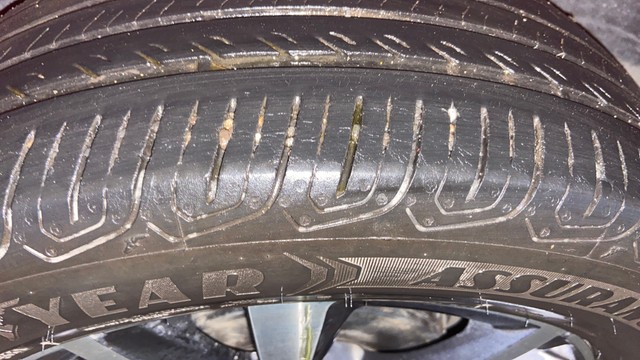 Skoda Slavia 1.0 TSI Style AT BSVI Second-hand 2022 Skoda Slavia 1.0 TSI Style AT BSVI for sale in Surat-4