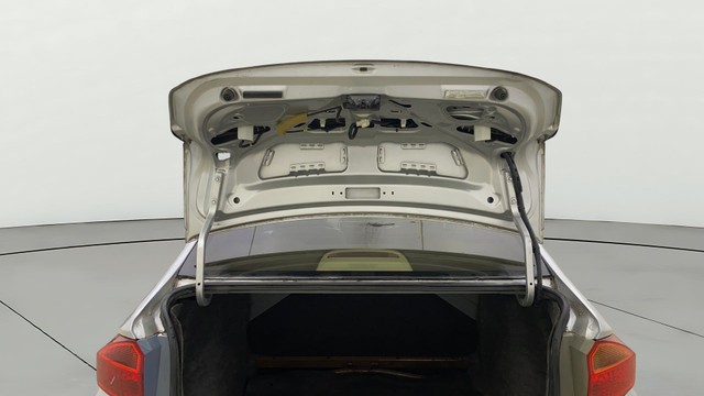 Second-hand 2016 Honda City i VTEC VX for sale in Mumbai-20