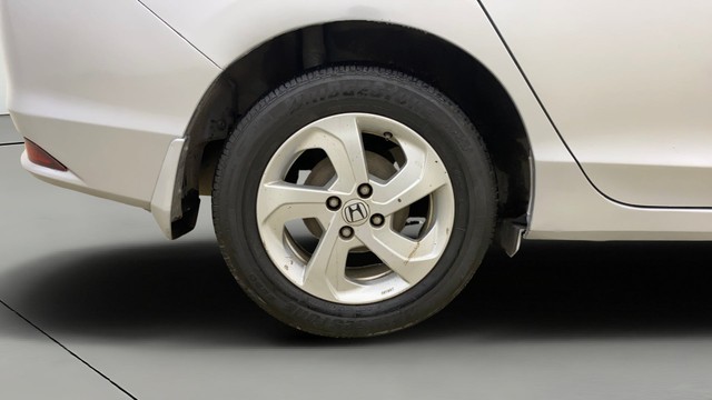 Second-hand 2016 Honda City i VTEC VX for sale in Mumbai-25