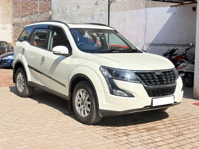 Mahindra XUV500 W9 BSIV Second-hand 2020 Mahindra XUV500 W9 BSIV for sale in Agra-0