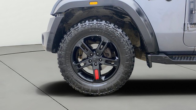 Second-hand 2021 Mahindra Thar LX 4WD Hard Top AT BSVI for sale in Hyderabad-29