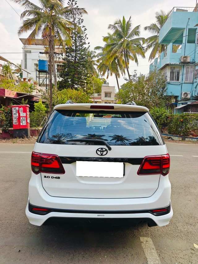 Second-hand 2015 Toyota Fortuner 4x2 Manual for sale in Pune-2