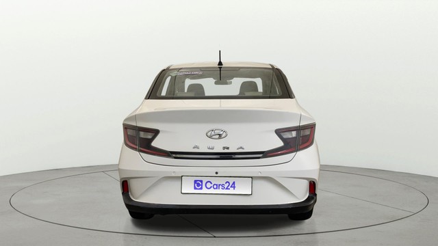 Second-hand 2021 Hyundai Aura S CNG for sale in New Delhi-14