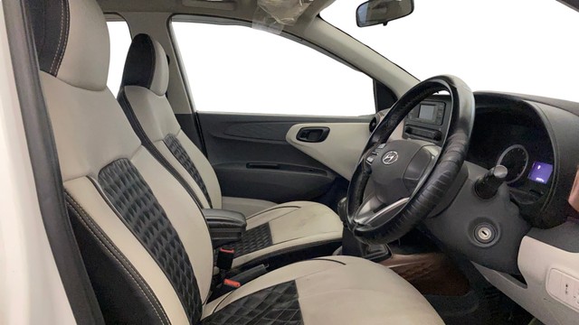 Second-hand 2021 Hyundai Aura S CNG for sale in New Delhi-25