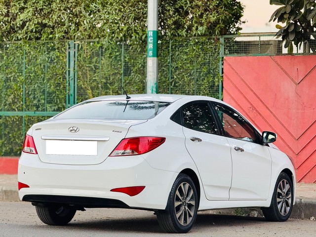 Second-hand 2015 Hyundai Verna SX CRDi AT for sale in Surat-7