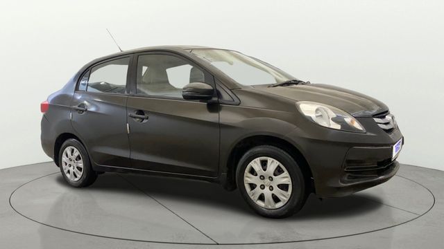 Second-hand 2015 Honda Amaze SX i-VTEC for sale in New Delhi