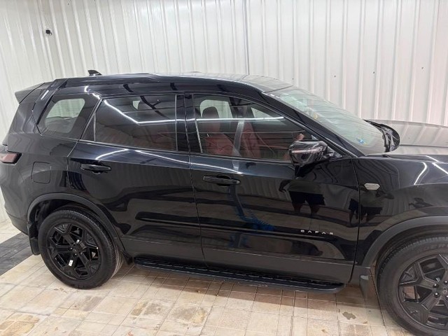 Tata Safari Accomplished Plus Dark Second-hand 2024 Tata Safari Accomplished Plus Dark for sale in Medak District-1