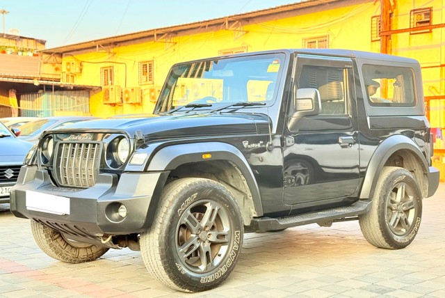 Mahindra Thar LX 4WD Convert Top Diesel AT BSVI Second-hand 2023 Mahindra Thar LX 4WD Convert Top Diesel AT BSVI for sale in Surat-6