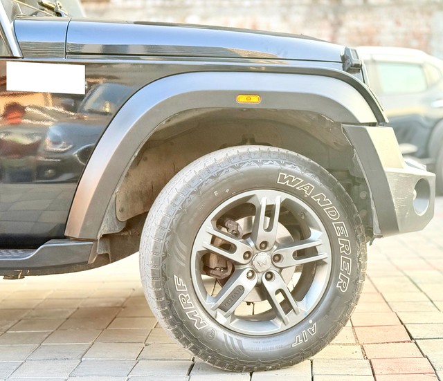 Mahindra Thar LX 4WD Convert Top Diesel AT BSVI Second-hand 2023 Mahindra Thar LX 4WD Convert Top Diesel AT BSVI for sale in Surat-11