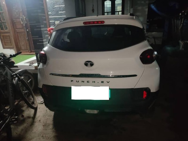 Tata Punch EV Smart - Photo 3