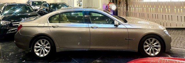Second-hand 2014 BMW 7 Series Signature 730Ld for sale in New Delhi-1