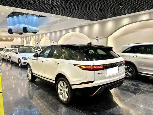 Second-hand 2022 Land Rover Range Rover Velar R-Dynamic S Diesel for sale in New Delhi-3