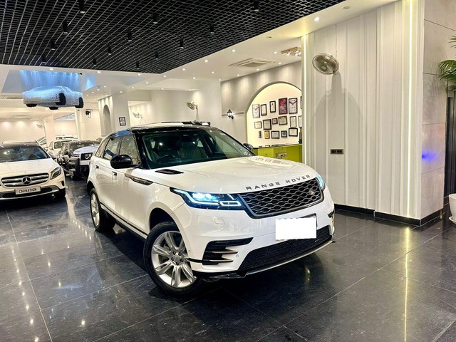 Second-hand 2022 Land Rover Range Rover Velar R-Dynamic S Diesel for sale in New Delhi-23