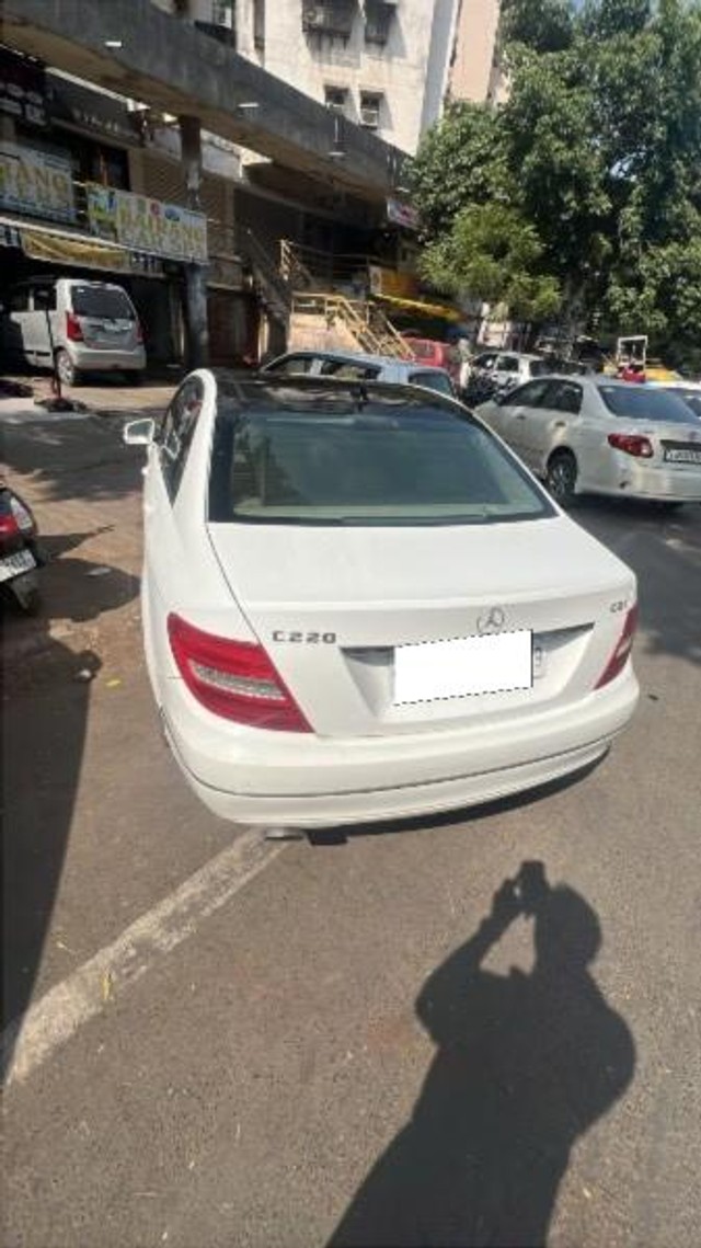 Second-hand 2013 Mercedes-Benz C-Class C 220CDIBE Avantgarde Command for sale in Ahmedabad-4