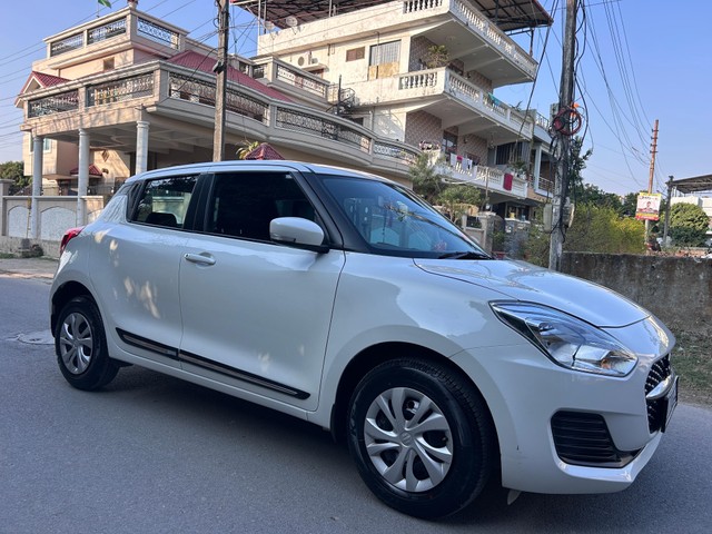 Second-hand 2023 Maruti Suzuki Swift VXI AMT BSVI for sale in Dehradun-8