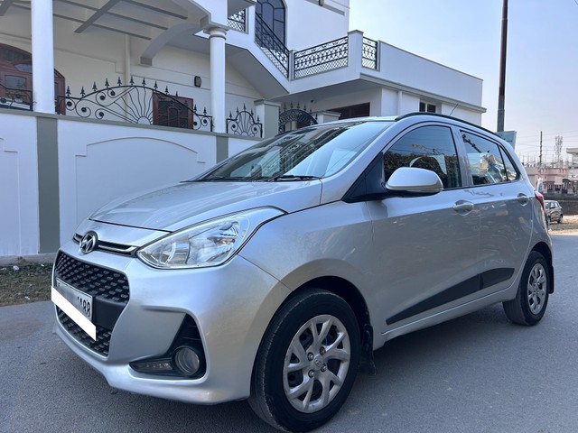 Hyundai Grand i10 1.2 CRDi Sportz Option Second-hand 2018 Hyundai Grand i10 1.2 CRDi Sportz Option for sale in Dehradun-5