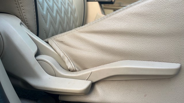 Second-hand 2021 Maruti Suzuki Swift Dzire ZXI BSVI for sale in Coimbatore-8