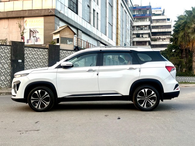MG Hector Plus Sharp CVT Second-hand 2022 MG Hector Plus Sharp CVT for sale in New Delhi-4