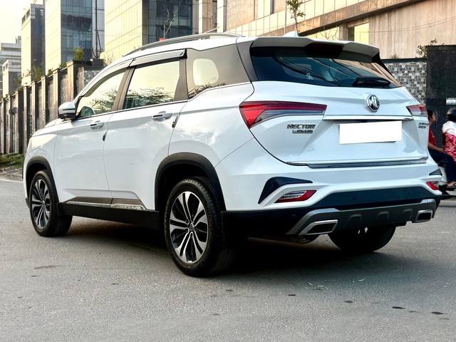 MG Hector Plus Sharp CVT Second-hand 2022 MG Hector Plus Sharp CVT for sale in New Delhi-3