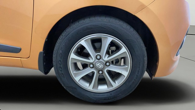 Second-hand 2014 Hyundai Grand i10 Asta Option for sale in Kochi-27