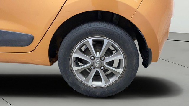 Second-hand 2014 Hyundai Grand i10 Asta Option for sale in Kochi-29