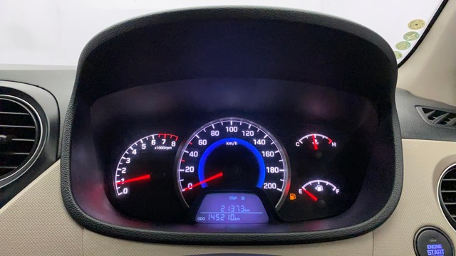 Second-hand 2014 Hyundai Grand i10 Asta Option for sale in Kochi-24