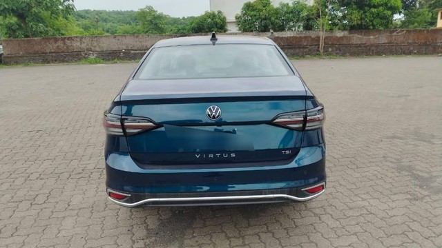 Volkswagen Virtus Topline ES Second-hand 2025 Volkswagen Virtus Topline ES for sale in Khopoli-5