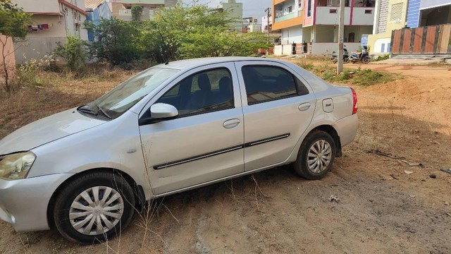 Toyota Etios GD Second-hand 2015 Toyota Etios GD for sale in Srikalahasti-4