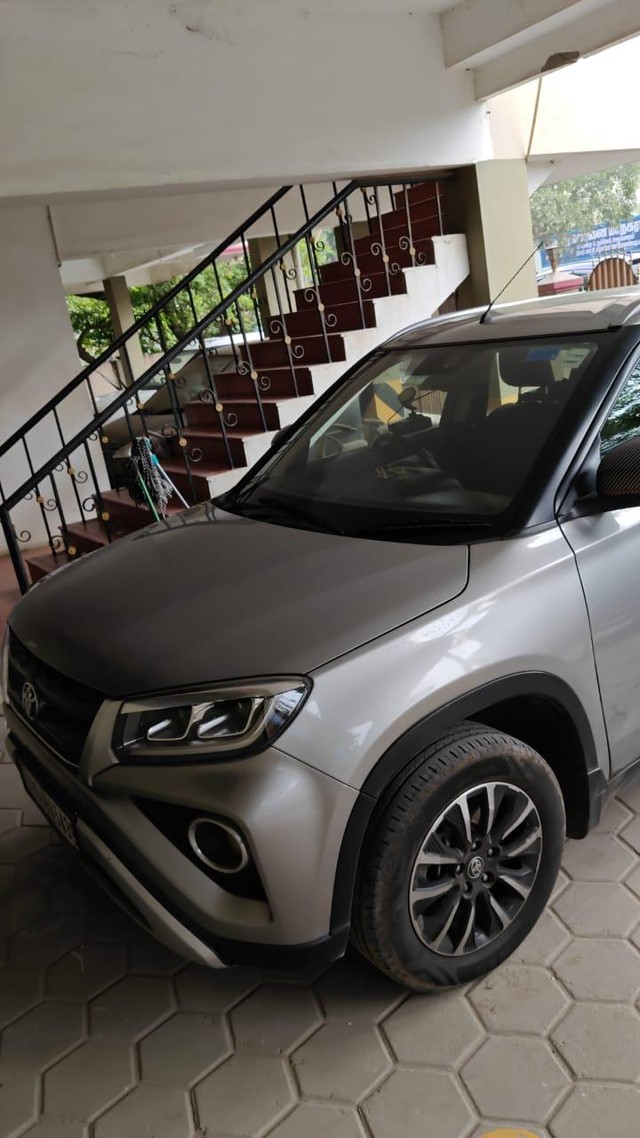 Second-hand 2022 Toyota Urban Cruiser EBELLA Premium AT for sale in Kanchipuram-5