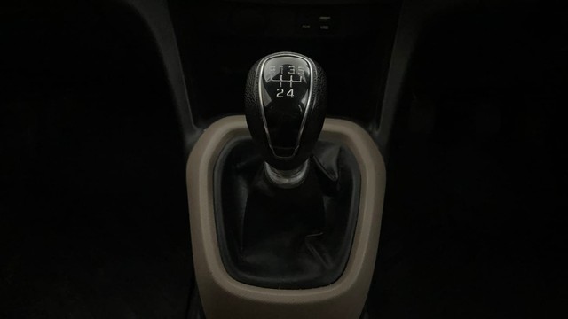 Second-hand 2015 Hyundai Grand i10 1.2 CRDi Asta for sale in Bangalore-12