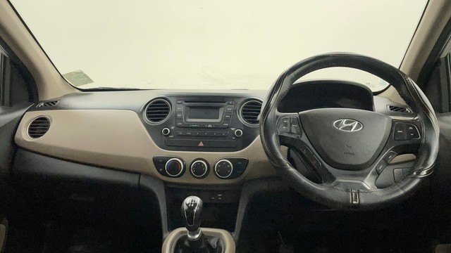 Second-hand 2015 Hyundai Grand i10 1.2 CRDi Asta for sale in Bangalore-11