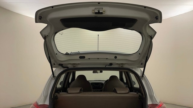 Second-hand 2015 Hyundai Grand i10 1.2 CRDi Asta for sale in Bangalore-25