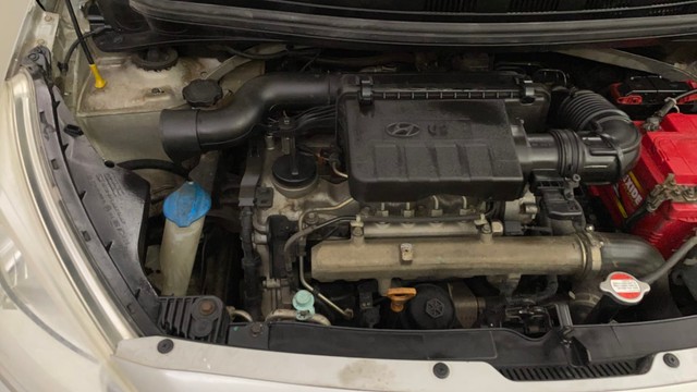 Second-hand 2015 Hyundai Grand i10 1.2 CRDi Asta for sale in Bangalore-34