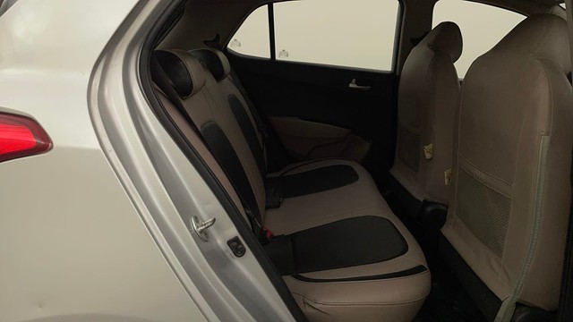 Second-hand 2015 Hyundai Grand i10 1.2 CRDi Asta for sale in Bangalore-35