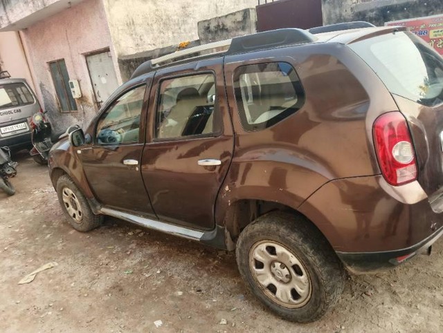 Renault Duster RXL AWD Second-hand 2013 Renault Duster RXL AWD for sale in Hathras-0