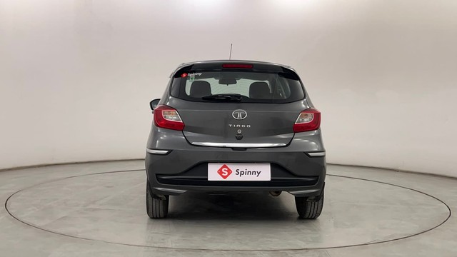 Second-hand 2022 Tata Tiago XZ Plus for sale in Pune-4