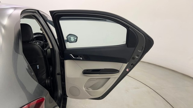 Second-hand 2022 Tata Tiago XZ Plus for sale in Pune-24