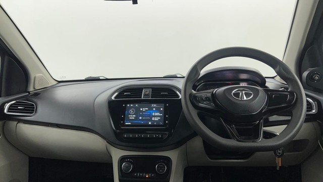 Second-hand 2022 Tata Tiago XZ Plus for sale in Pune-11