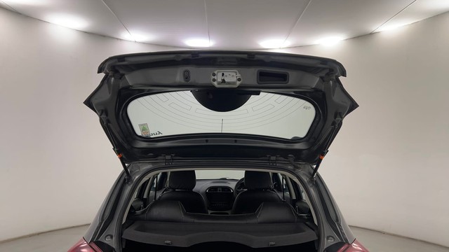 Second-hand 2022 Tata Tiago XZ Plus for sale in Pune-27