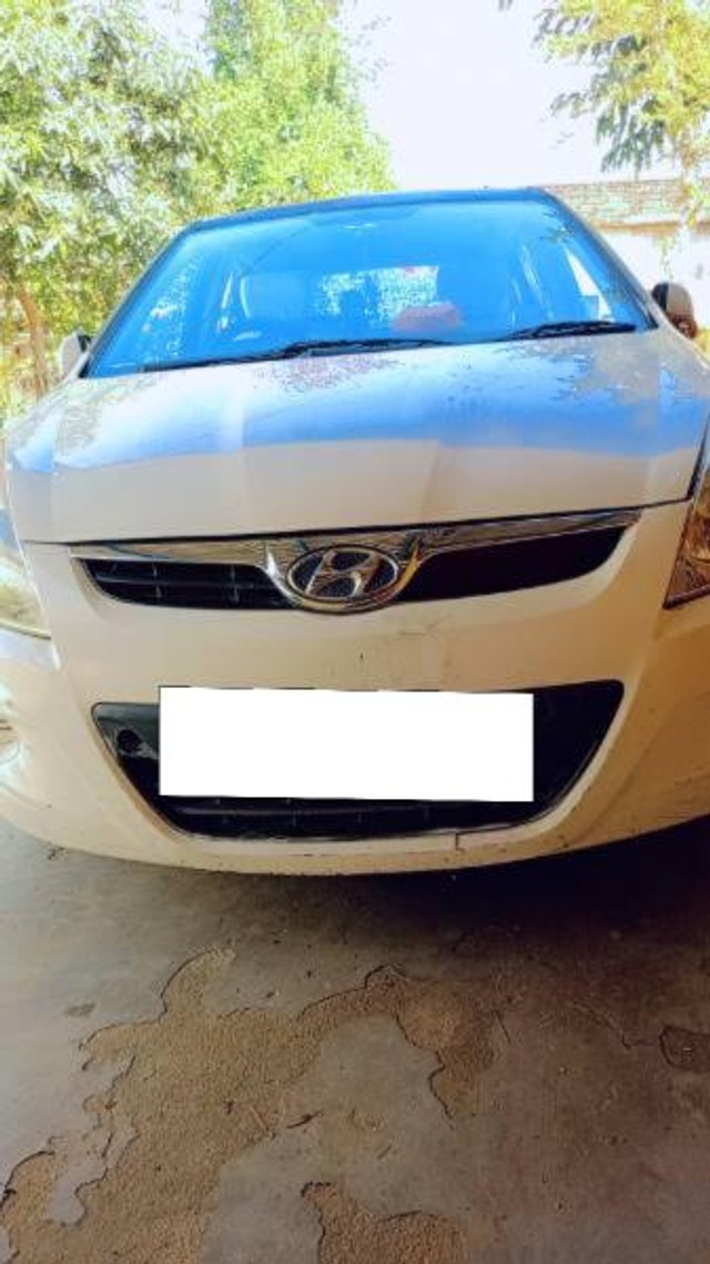 Second-hand 2010 Hyundai i20 1.2 Magna for sale in Medininagar-1
