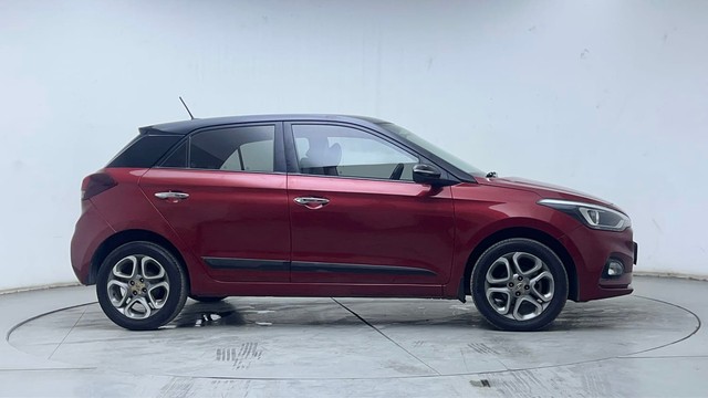 Second-hand 2018 Hyundai i20 1.4 Asta Option for sale in Hyderabad-2