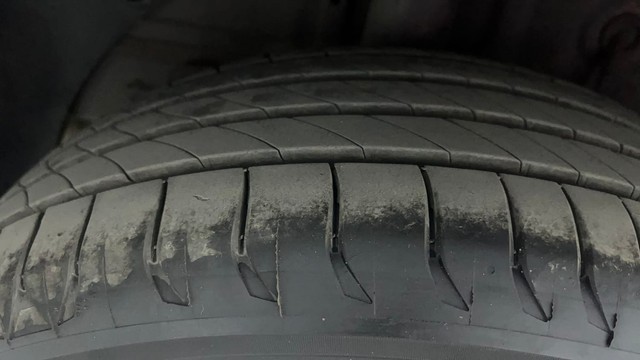 Second-hand 2018 Hyundai i20 1.4 Asta Option for sale in Hyderabad-28