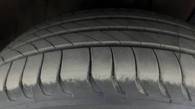 Second-hand 2018 Hyundai i20 1.4 Asta Option for sale in Hyderabad-39