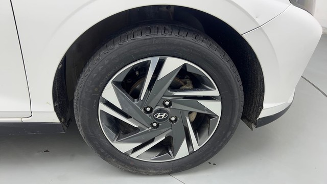 Second-hand 2020 Hyundai i20 Asta Turbo DCT for sale in Gurgaon-17