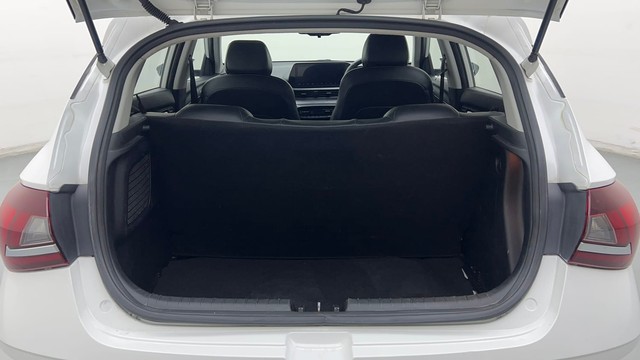 Second-hand 2020 Hyundai i20 Asta Turbo DCT for sale in Gurgaon-9