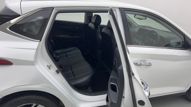 Second-hand 2020 Hyundai i20 Asta Turbo DCT for sale in Gurgaon-30