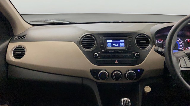 Second-hand 2015 Hyundai Grand i10 Sportz for sale in Noida-22